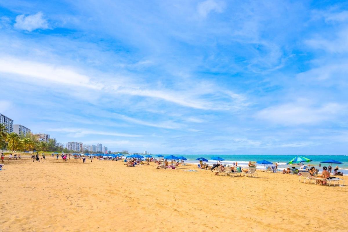 Sunset Paradise Cozy Beachfront Escape - Isla Verde San Juan Exterior foto